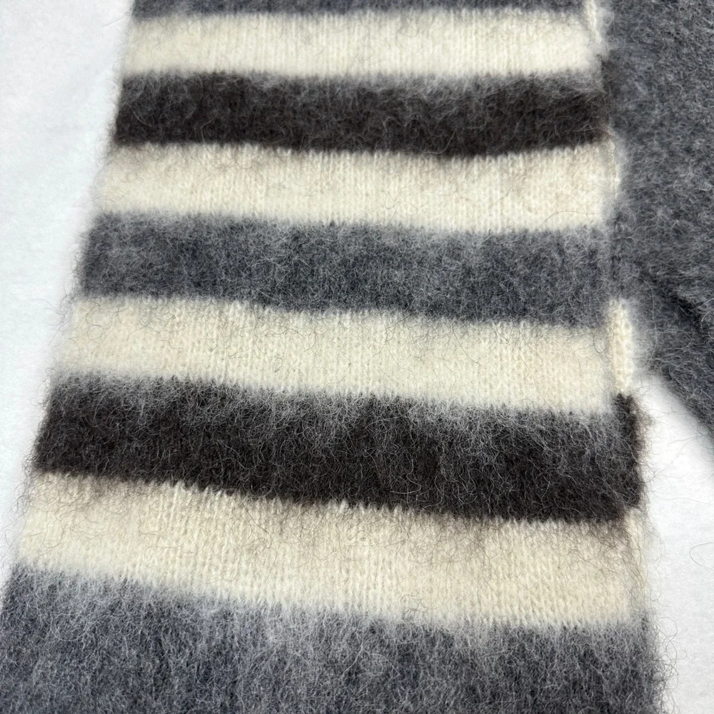 Vintage 80s Alafoss Icewool Scarf Gray Striped Pure Wool Made in Iceland Fuzzy
